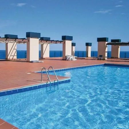 71 With Outdoor Swimmingpool Varazze